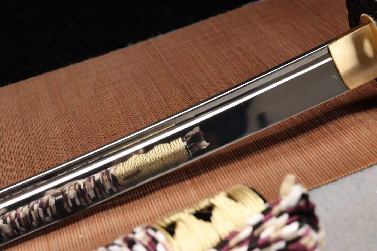 Mirror Half-Tachi